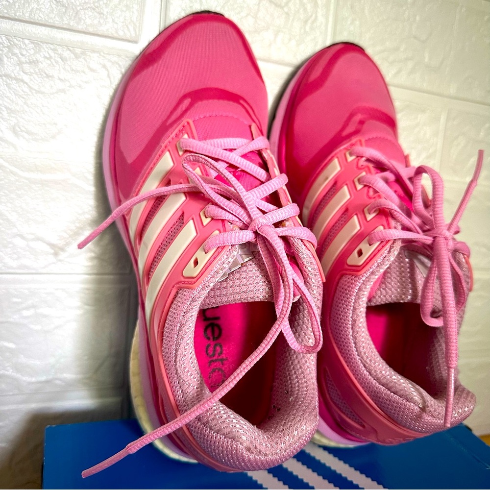 Adidas Questar Elite Boost Women size 6